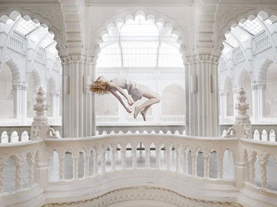 Floating No.IV von Bence Bakonyi