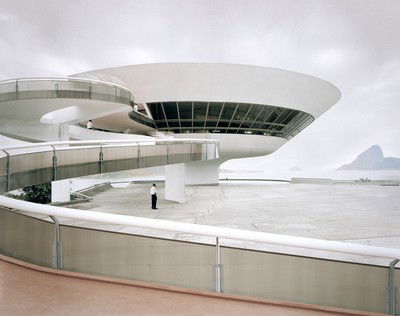 Museo de Arte Contemporânea von Henning Bock