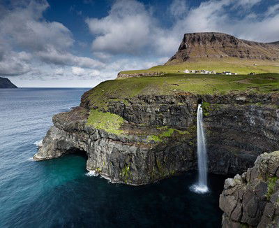 Múlafossur Waterfall, Faroe Islands von Jonathan Andrew