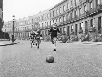 Flat Out von John Drysdale