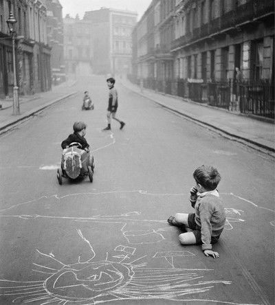 Street Playground von John Drysdale