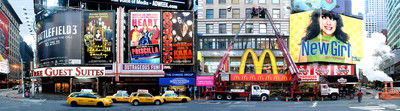 Times Square von Larry Yust