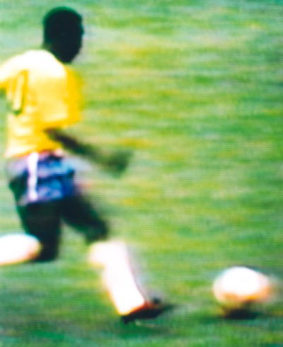 Pele v Czechoslovakia Brazil v Czechoslovakia, 4-1 (Group stage), 3.06.1970, Estadio Jalisco, Guadalajara, Mexico von Robert Davies
