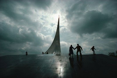 Kosmonautendenkmal, Moskau 1979 von Robert Lebeck