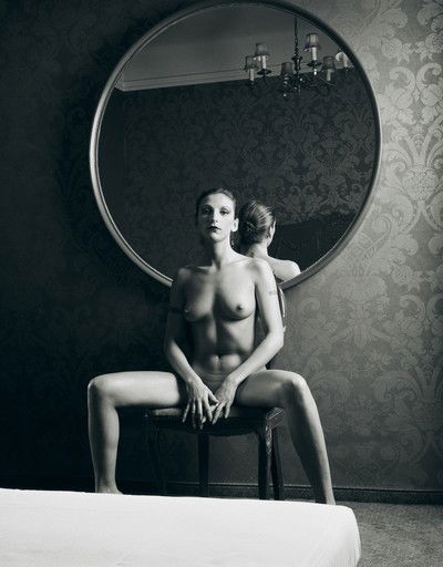 Red Salon II von Sylvie Blum