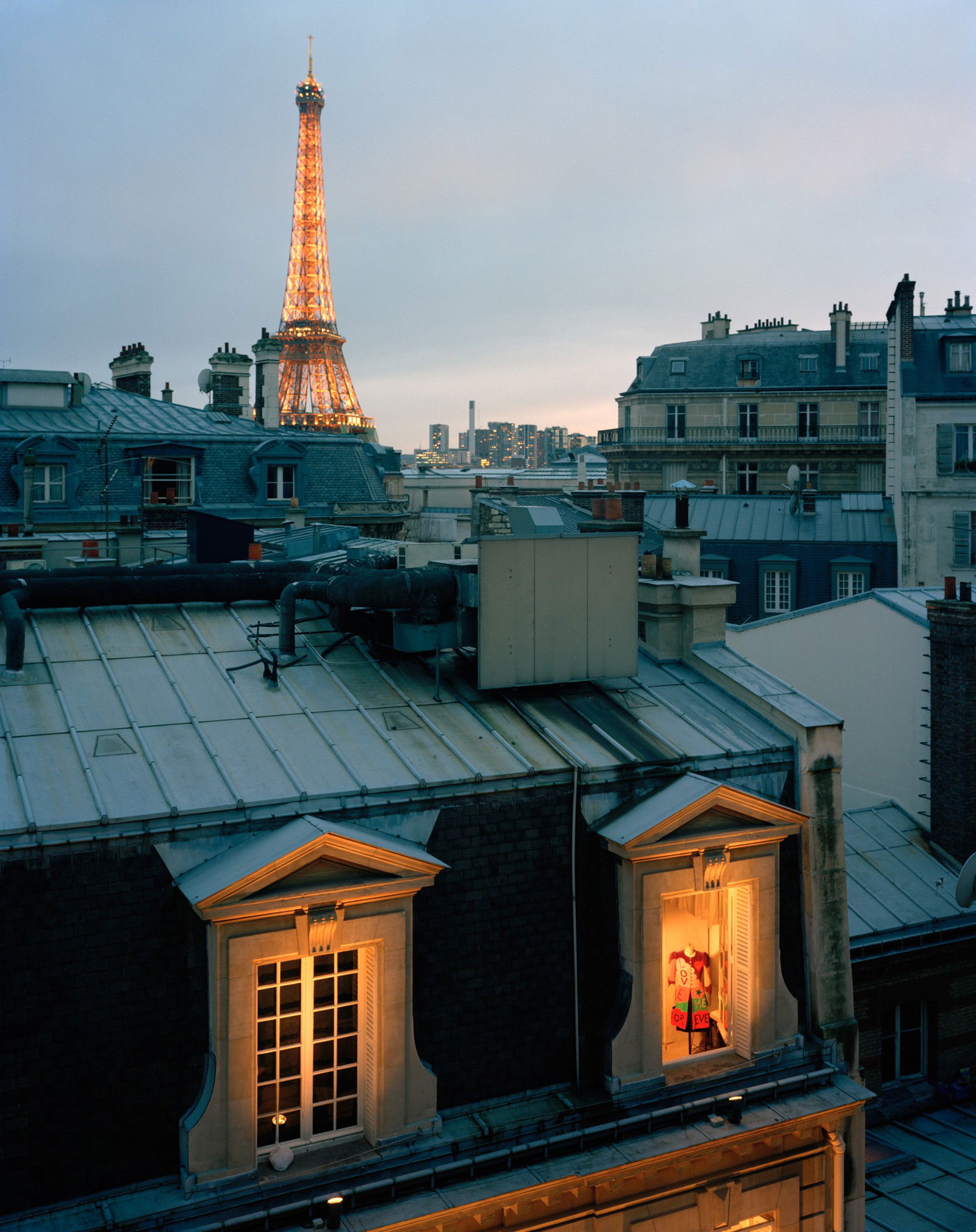 Love Me Forever, Yves Saint Laurent Atelier von Jason Schmidt | Trunk Archive Love Me Forever, Yves Saint Laurent Atelier von Jason Schmidt | Trunk Archive