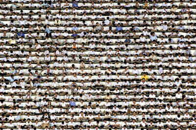 Mass Games Pyongyang #01 von Werner Kranwetvogel